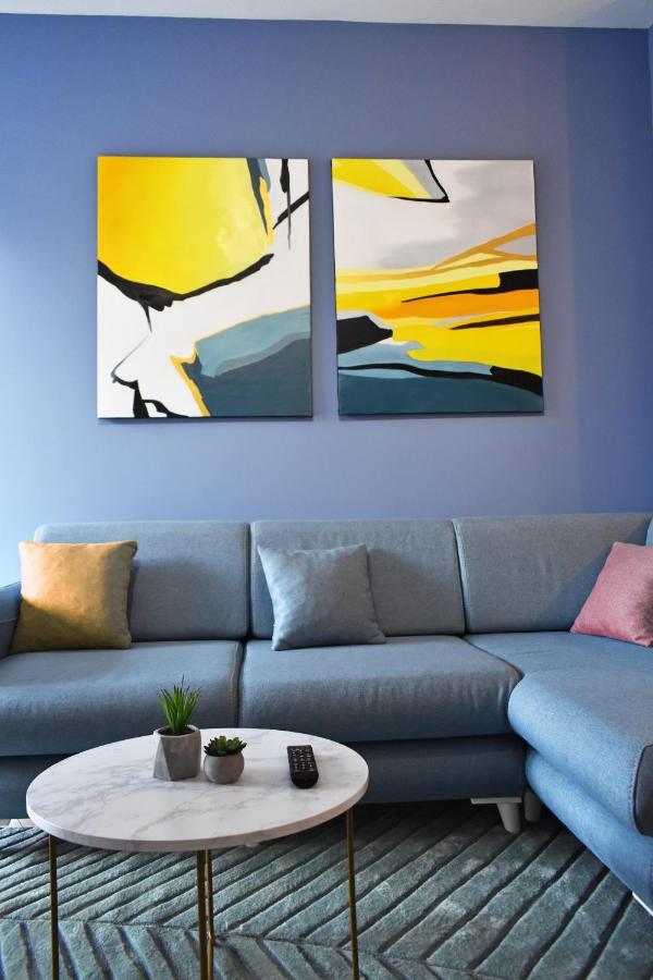 Vibrant Apartment Тирана Экстерьер фото